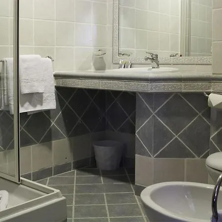 Luxury Floor Gasthof Rom